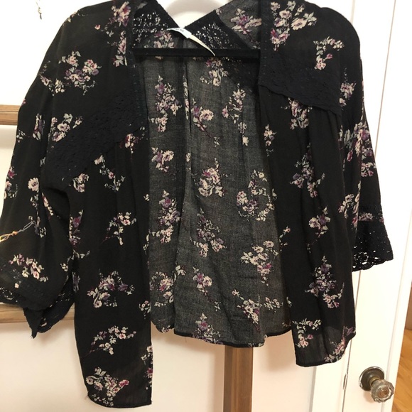 Kimchi blue Kimono - Picture 2 of 4